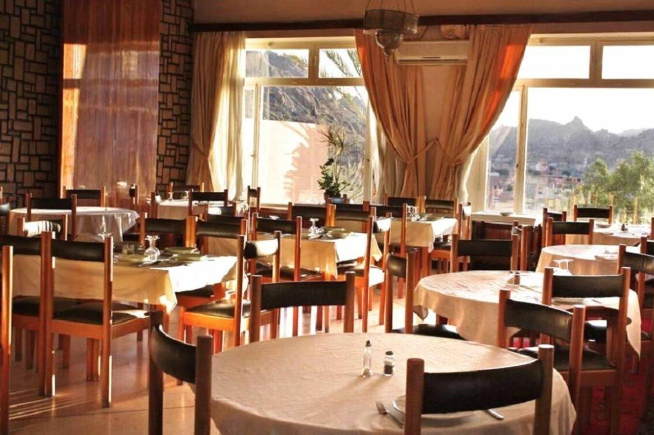 Hotel Les Amandiers タフロウト エクステリア 写真